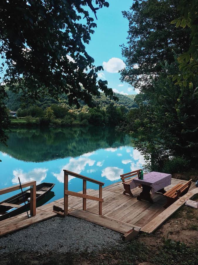 Holiday Home Green Coast بوسانسكا كروبا المظهر الخارجي الصورة